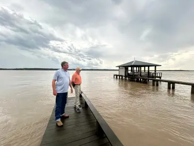 Proposed Transmission Line Threatens Texas’ Largest Reservoir
