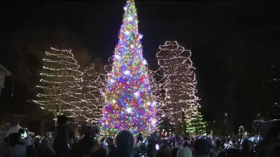 Quincy kicks off weekend of holiday activities with annual Christmas tree lighting